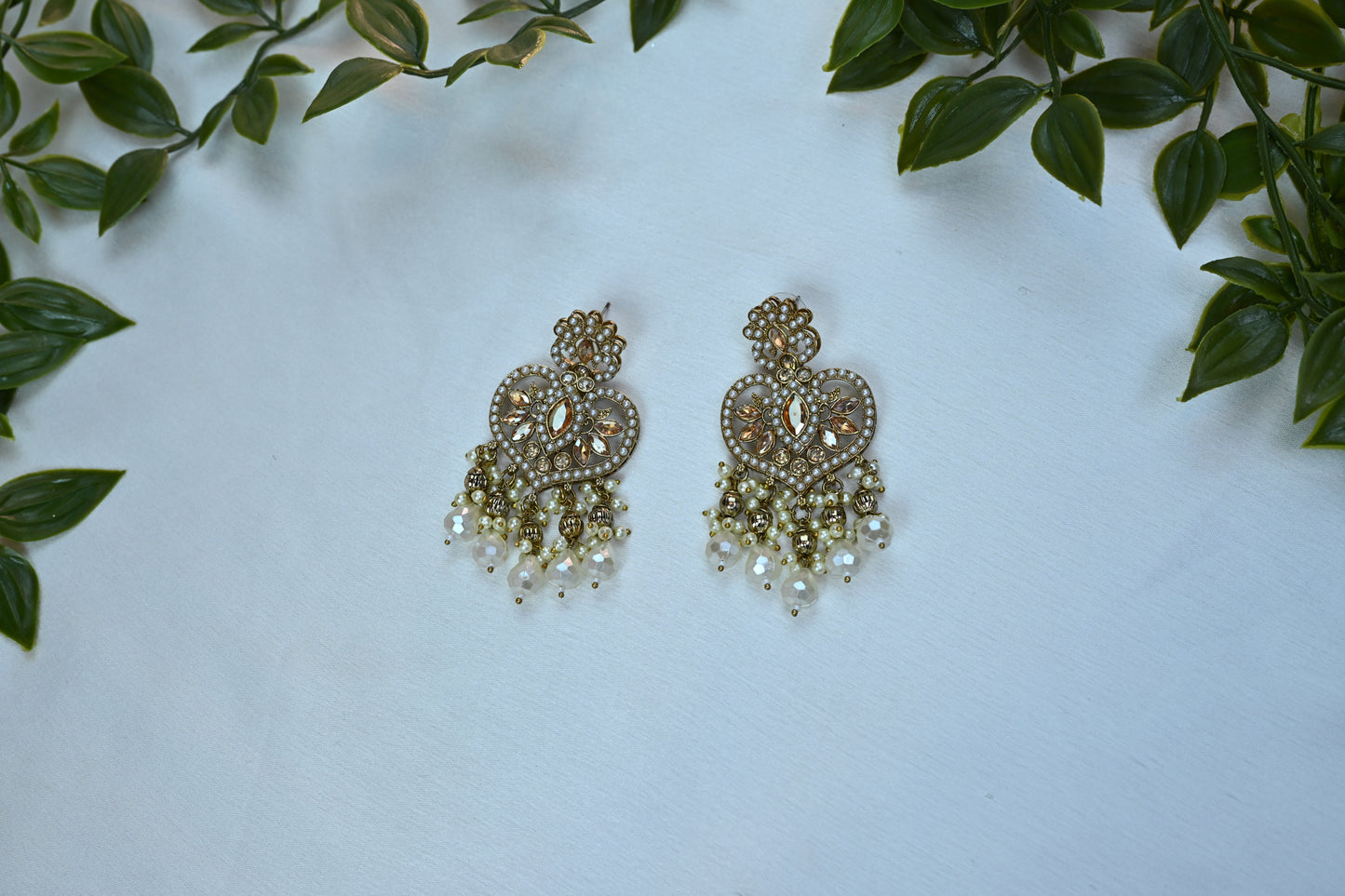 Champagne Gold Kundan Pearl Necklace Set with Earrings Maang Tikka