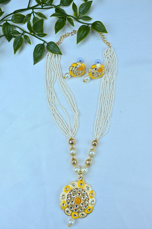 Sunshine Bloom Pearl Mala Set with Stud Earrings