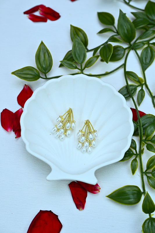 Dangling Pearl Cluster Earrings – Gold & White