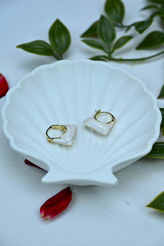 Cloud Curves – Pearl Drop Hoops