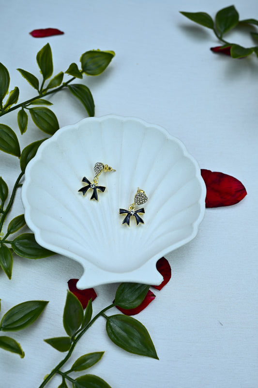 Chic Black Bow and Heart Stud Earrings
