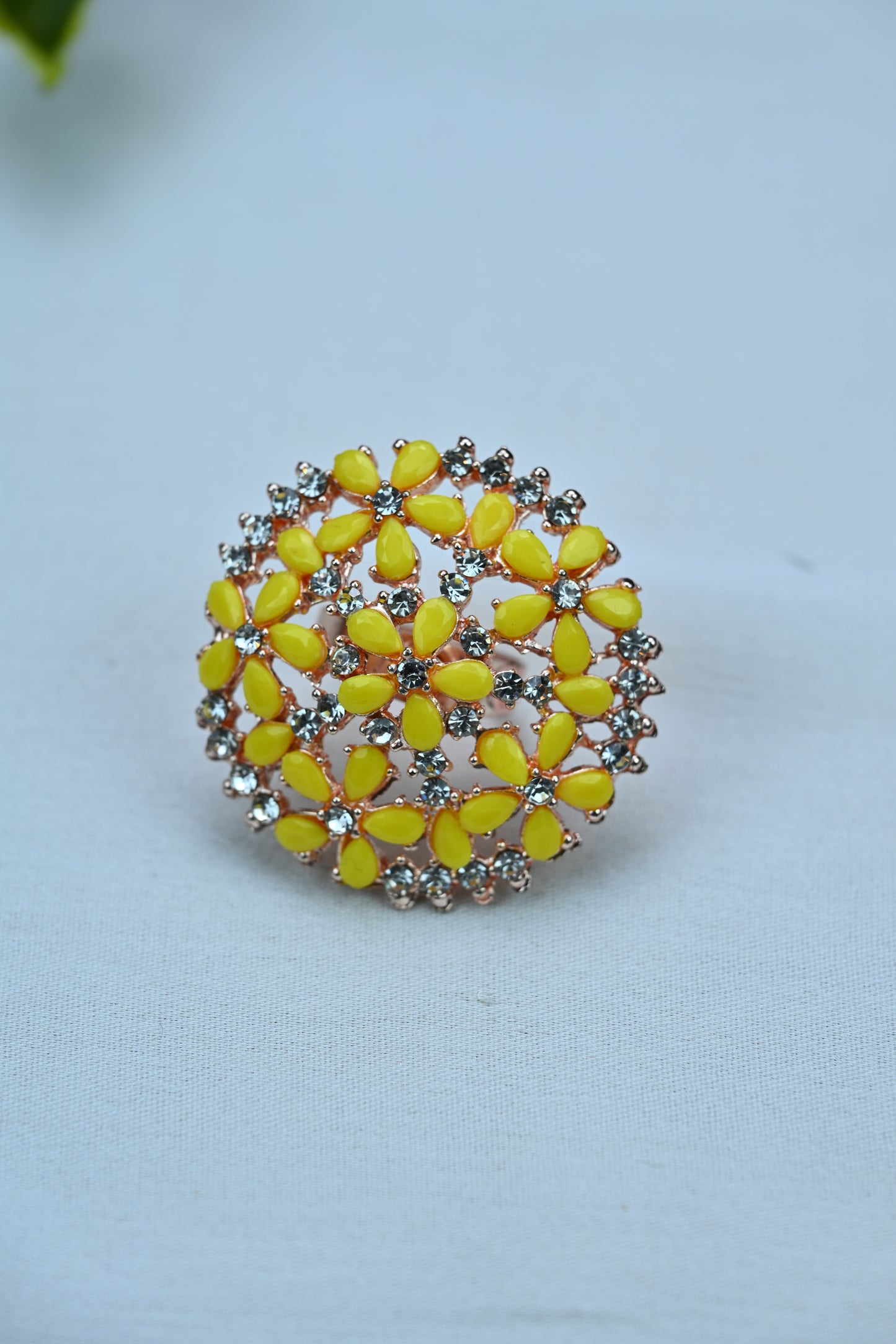 Dazzling Floral Bloom Ring (Multi-coloured)