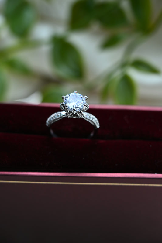Elegant Solitaire Cubic Zirconia Ring with Pave Band