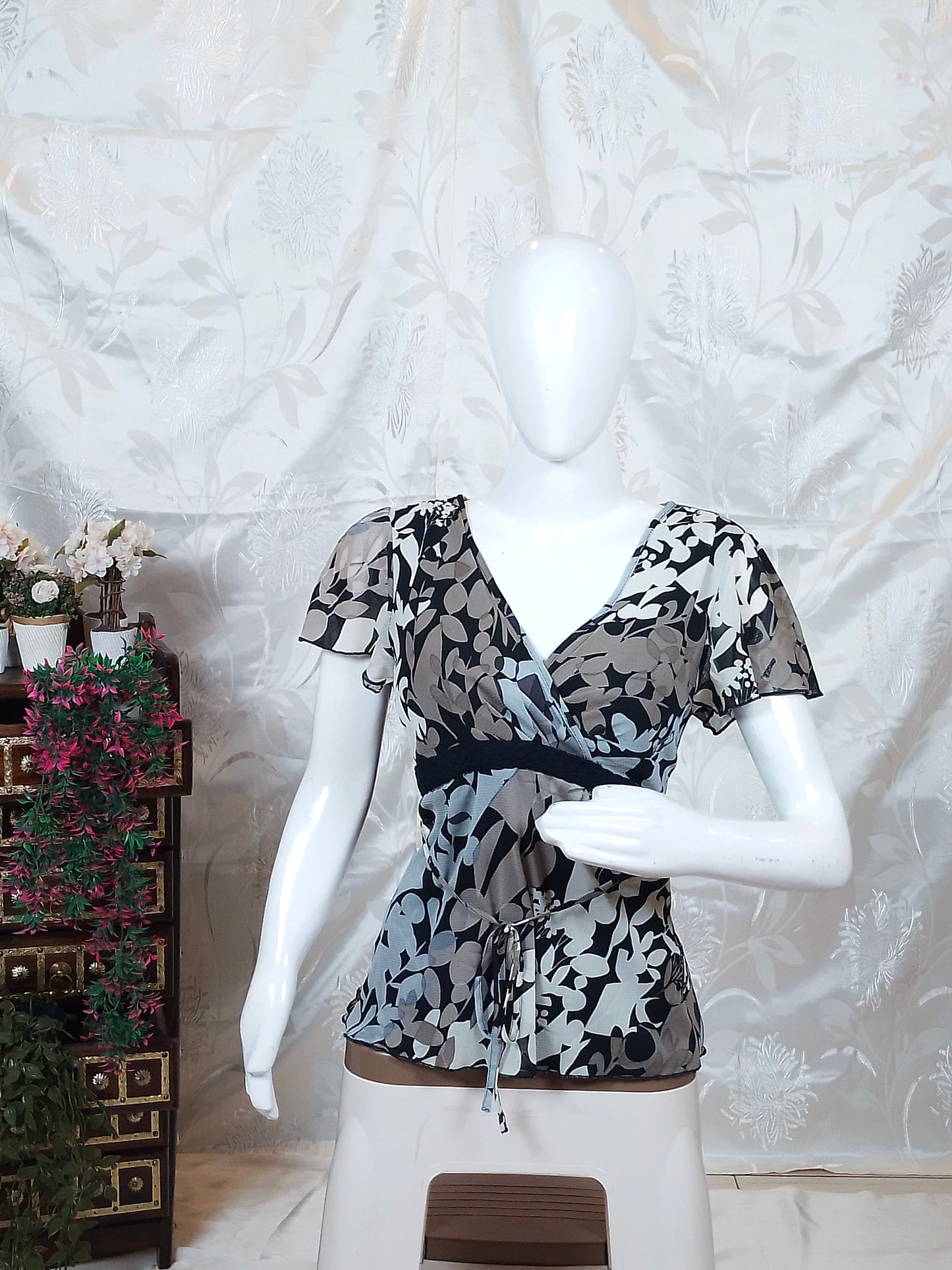 Women Multi-Coloured Abstract Print Sheer Net Top