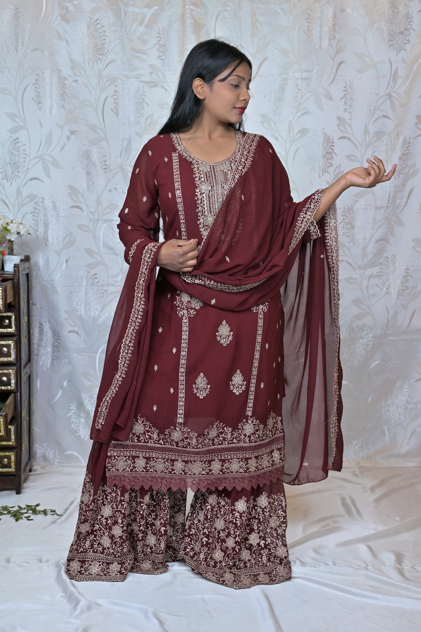 Heavy Party Wear Smooth Set