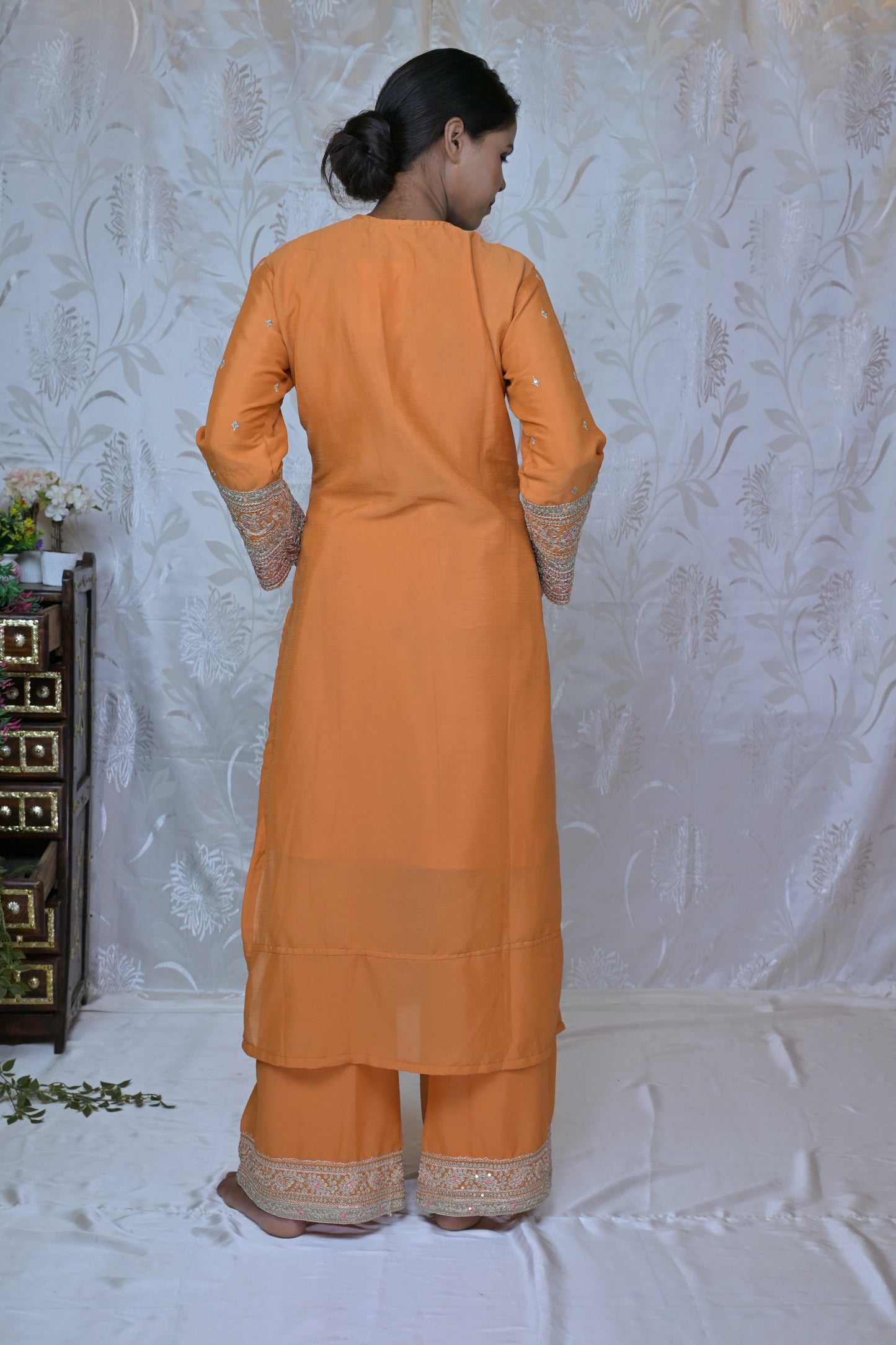 Intricate Motif Straight Kurta with Wide-Leg Pants