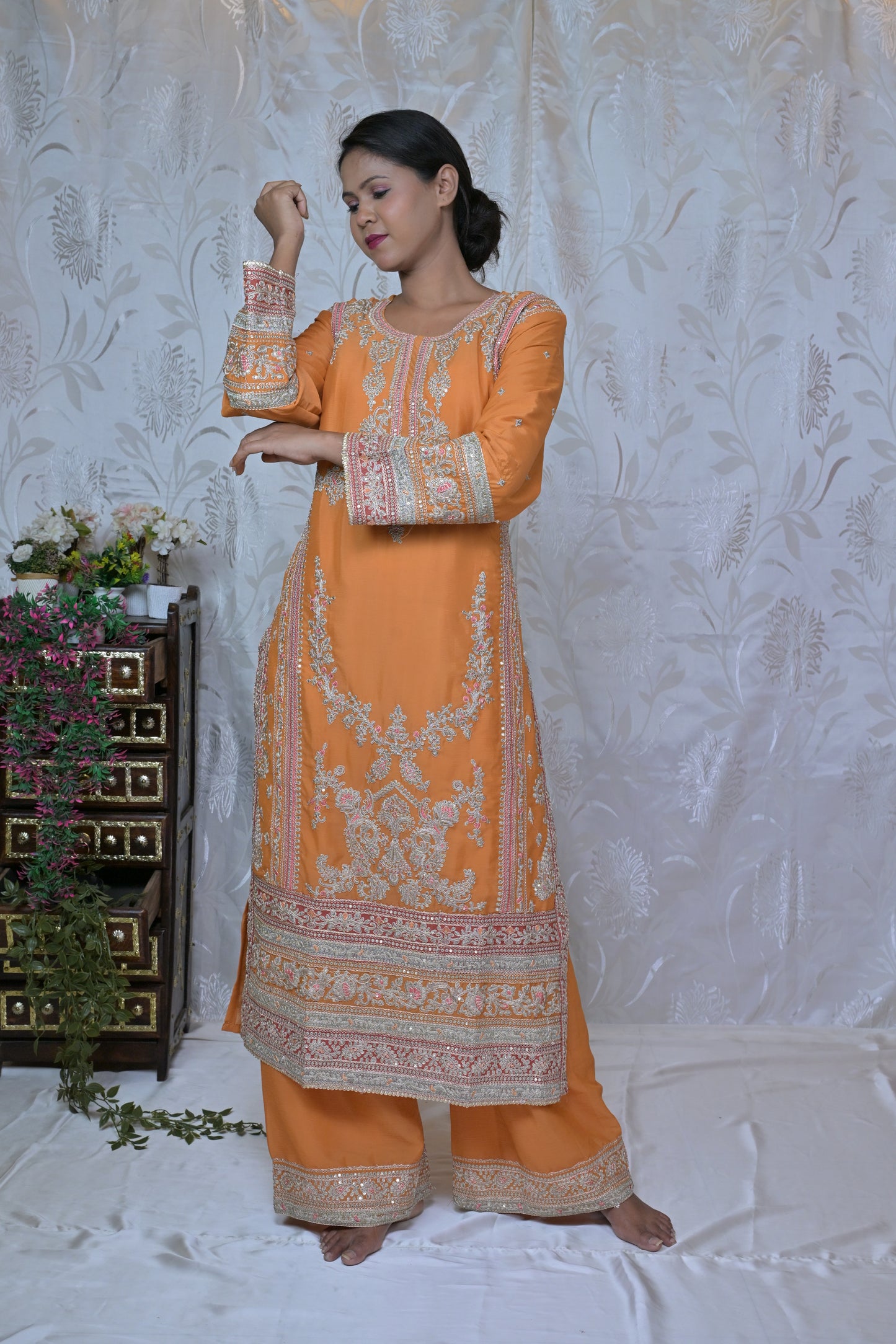 Intricate Motif Straight Kurta with Wide-Leg Pants