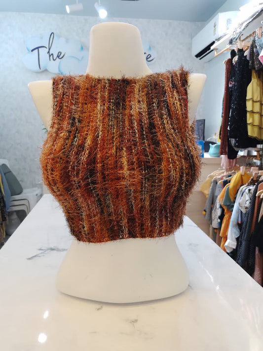 Woollen crop top high neck with backless design