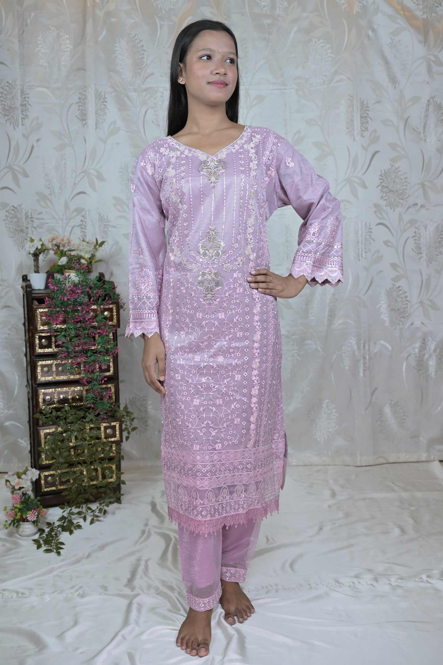 Sparkling Net Occasion Wear