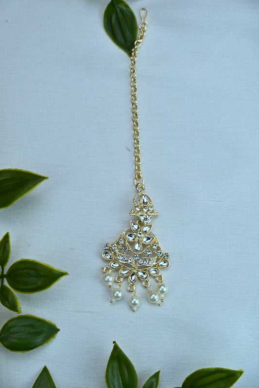 Refined Pearl & Stone Maang Tikka