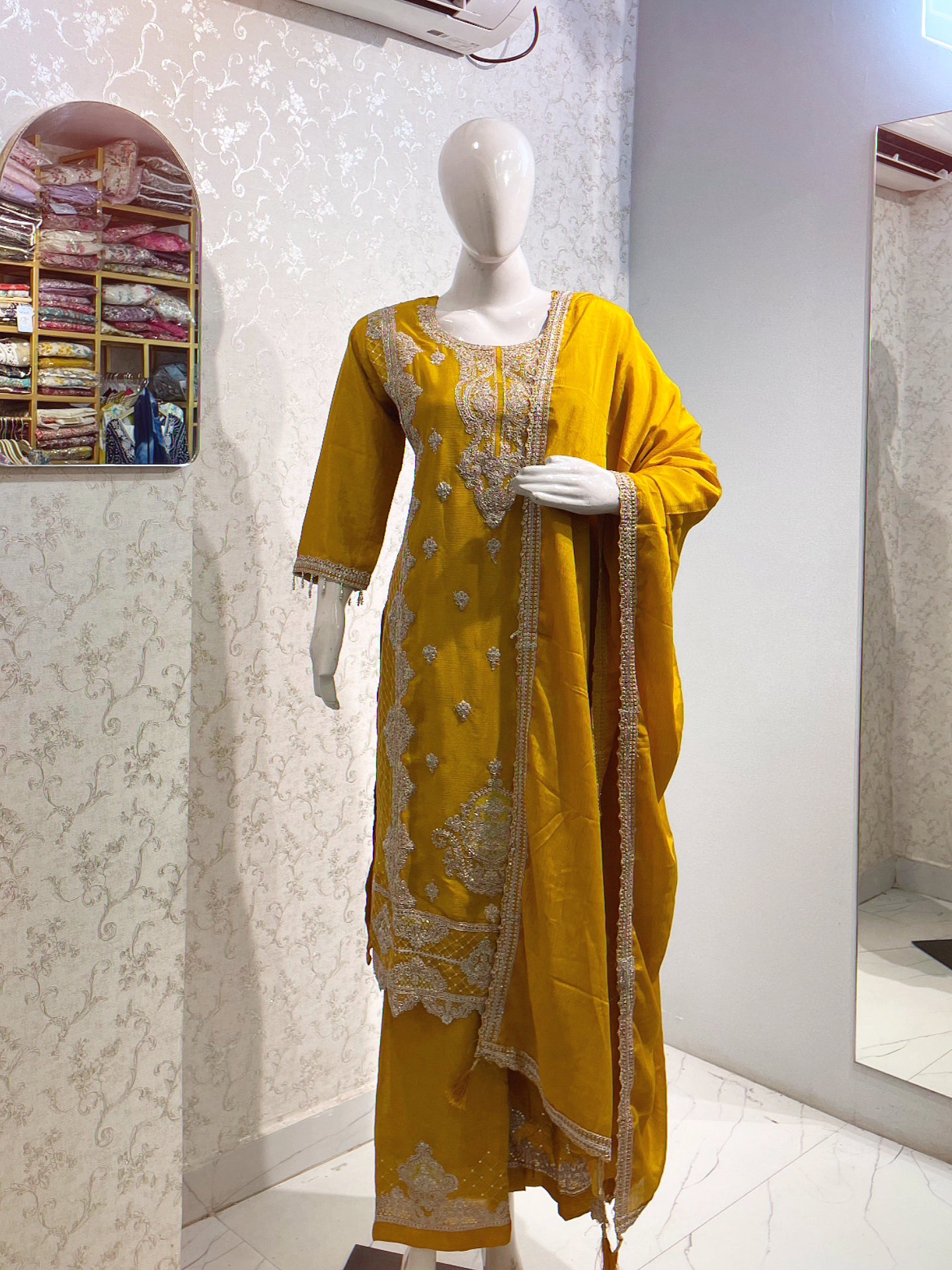 Elegant Occasion Suit Set