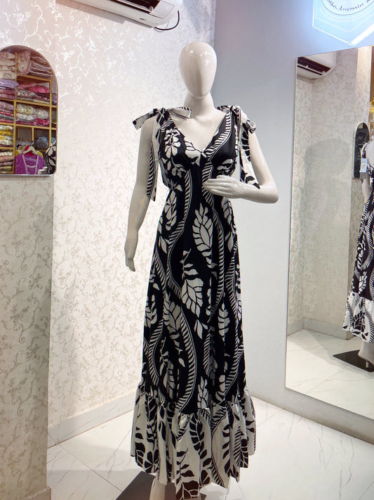 Monochrome Leaf Print Maxi Dress